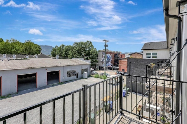 280 W 16th St, Chattanooga, TN 37408 - balcony featuring a mountain view