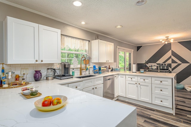 848 Skyline Park Dr, Signal Mountain, TN 37377 - kitchen with ornamental molding, a textured ceiling, dishwasher, a peninsula, and white cabinetry