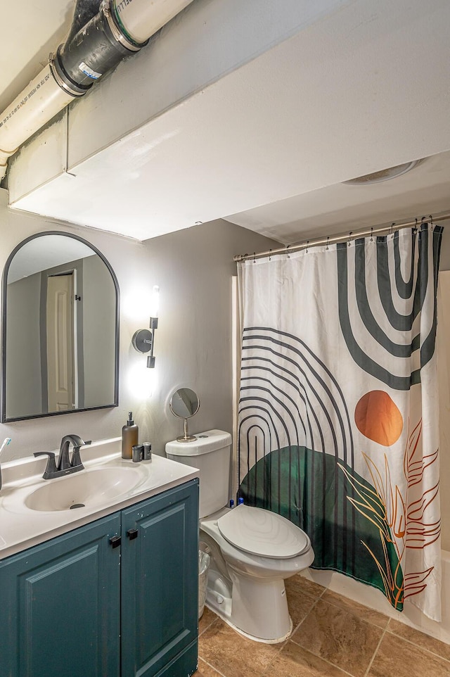 848 Skyline Park Dr, Signal Mountain, TN 37377 - full bath with vanity and toilet