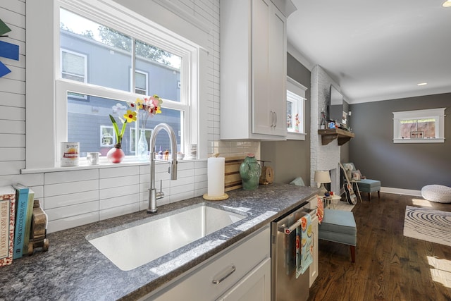 834 Dartmouth St, Chattanooga, TN 37405 - kitchen with dishwasher, dark wood finished floors, decorative backsplash, white cabinets, and recessed lighting