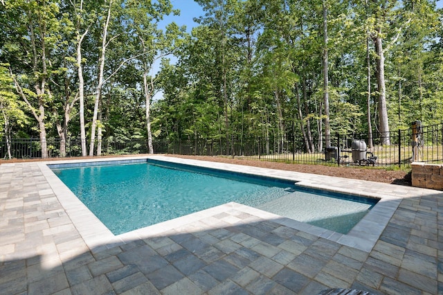 596 Nature Trl, Soddy Daisy, TN 37379 - view of swimming pool with a patio area