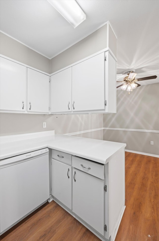 900 Mountain Creek Rd Unit V479, Chattanooga, TN 37405 - kitchen featuring white dishwasher, ceiling fan, wood finished floors, and light countertops