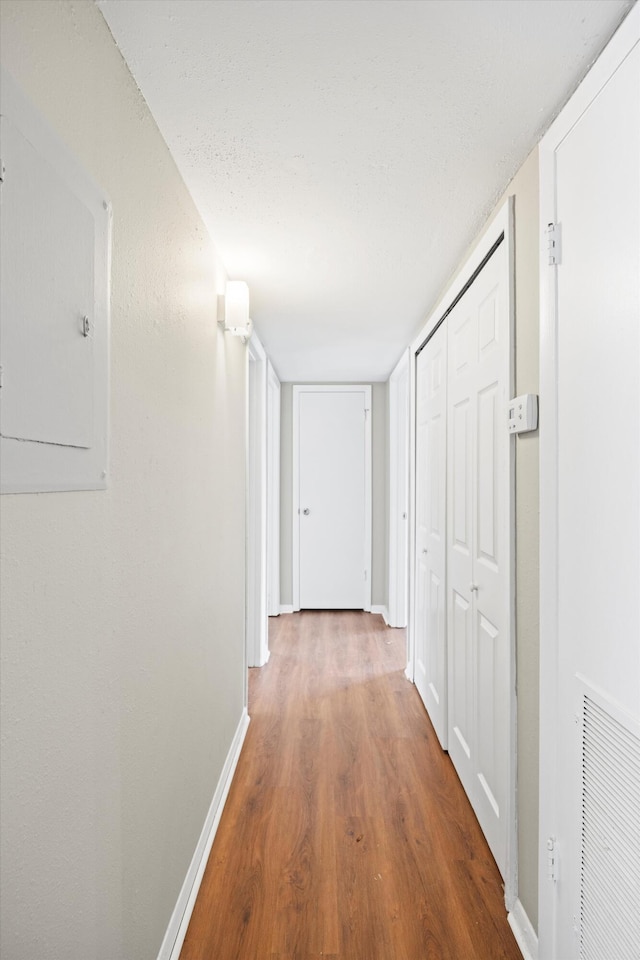 900 Mountain Creek Rd Unit V479, Chattanooga, TN 37405 - corridor with wood finished floors