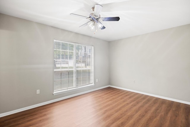 900 Mountain Creek Rd Unit V479, Chattanooga, TN 37405 - spare room with wood finished floors and a ceiling fan