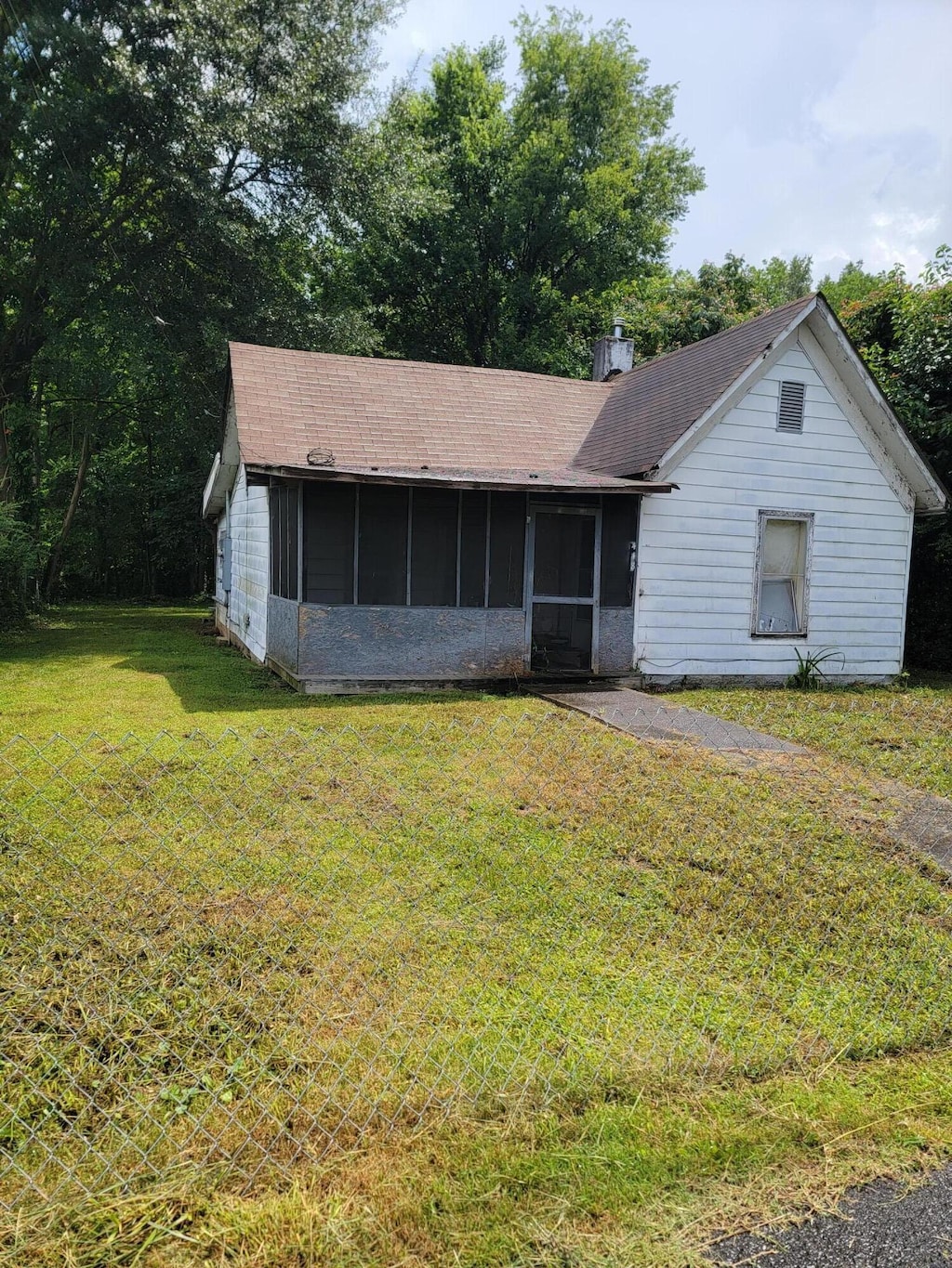 448 Idaho Ave, Dayton, TN 37321 - photo 1