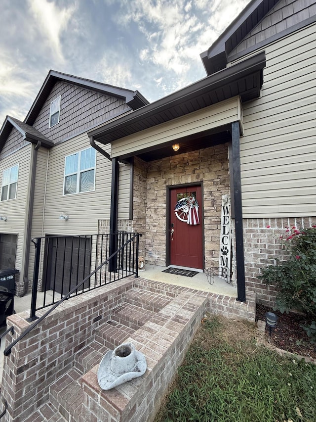 7566 Grasshopper Rd, Georgetown, TN 37336 - property entrance featuring a porch