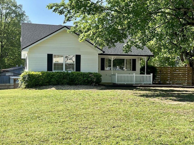 6248 Old Dunlap Rd, Whitwell, TN 37397 - view of front of house featuring a shingled roof