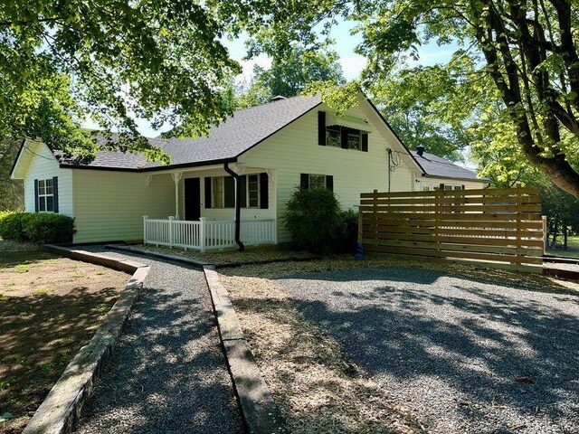 6248 Old Dunlap Rd, Whitwell, TN 37397 - view of front of property with a porch and a shingled roof