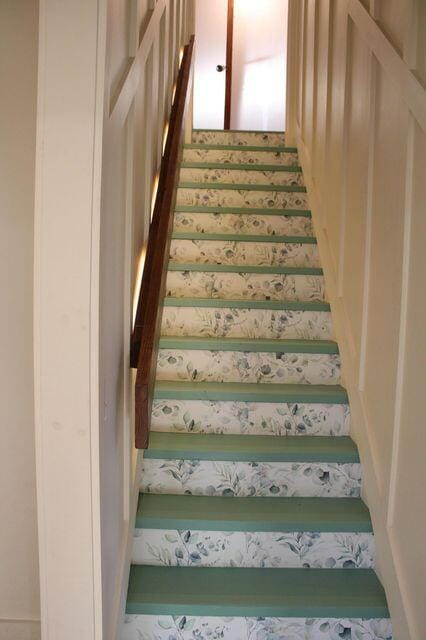 6248 Old Dunlap Rd, Whitwell, TN 37397 - view of stairs