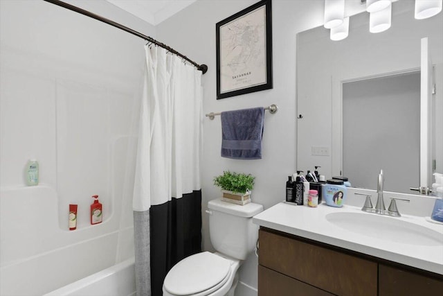 1493 Sinclair Ave, Chattanooga, TN 37408 - full bathroom with vanity and shower / bath combination with curtain