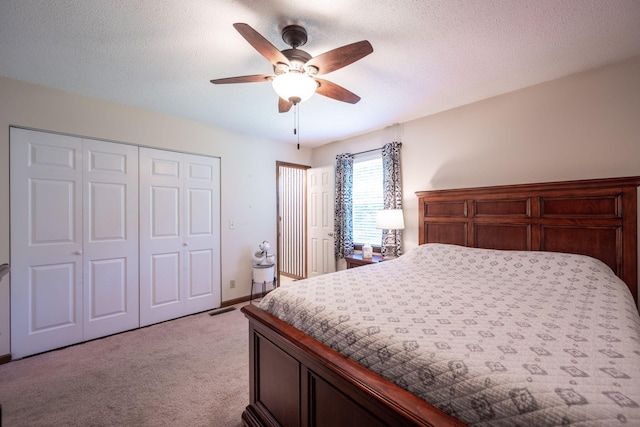 1107 Copperwood Dr, Hixson, TN 37343 - bedroom featuring light colored carpet, a closet, a ceiling fan, and a textured ceiling