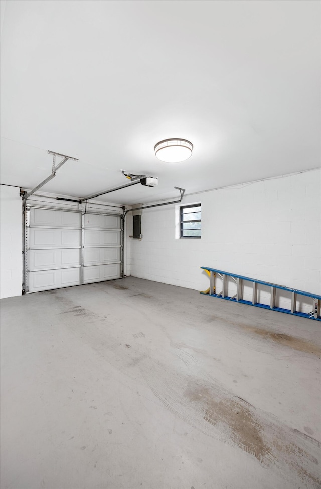 2427 Maplewood Dr, Chattanooga, TN 37421 - garage with a garage door opener
