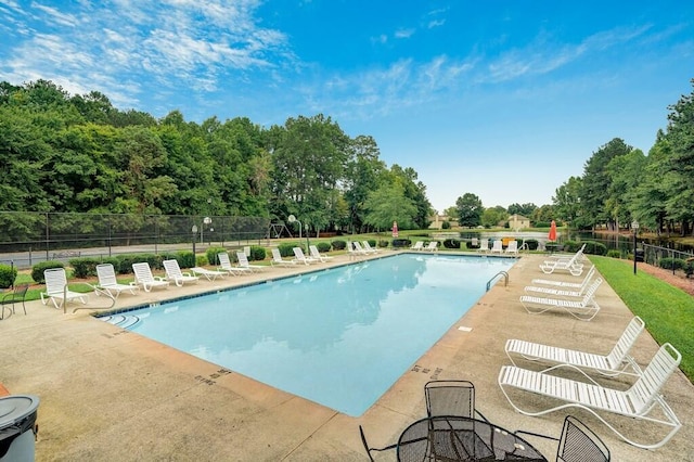 601 Black Oak Dr Unit 118, Dalton, GA 30721 - community pool with a patio and view of scattered trees