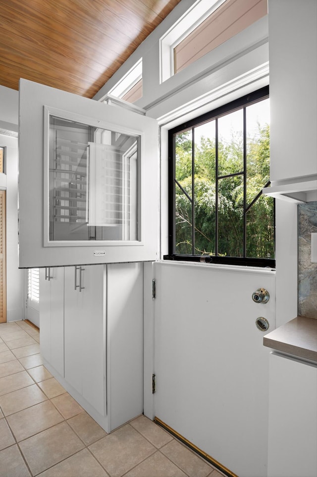 2554 Crestwood Dr, Chattanooga, TN 37415 - interior space featuring light tile patterned floors and wooden ceiling