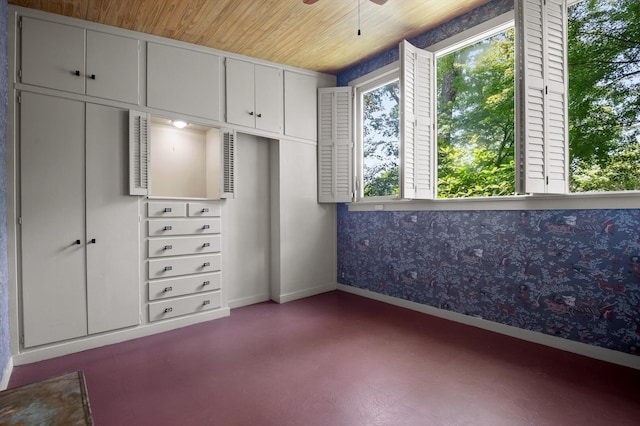 2554 Crestwood Dr, Chattanooga, TN 37415 - view of closet