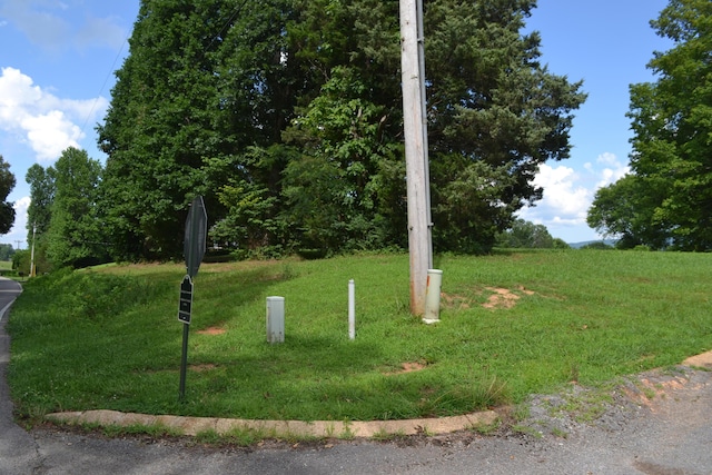 16 Old State Highway 28, Pikeville, TN 37367