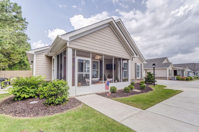320 Kempton Ln Unit 2, Dalton, GA 30721 - view of front of house featuring a sunroom