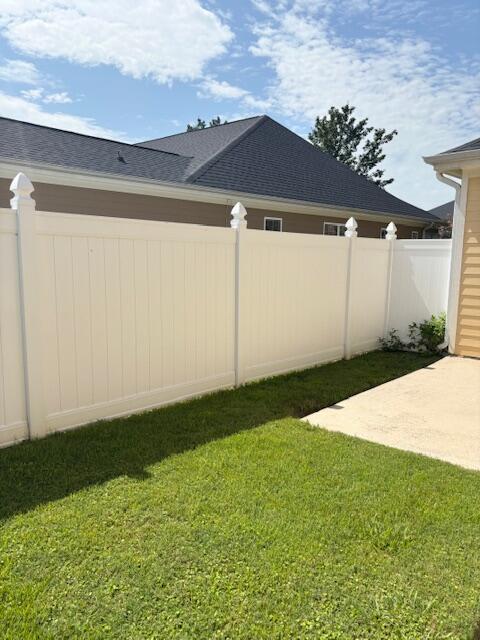 731 Callaway Ct, Chattanooga, TN 37421 - view of yard featuring a patio