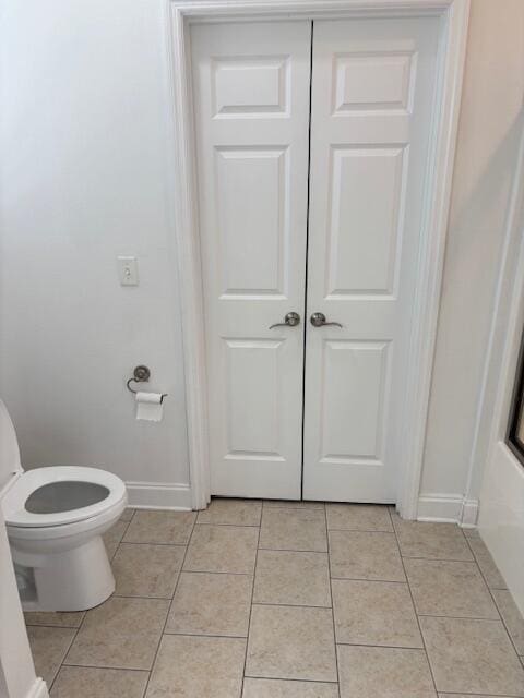 731 Callaway Ct, Chattanooga, TN 37421 - bathroom featuring tile patterned flooring and baseboards