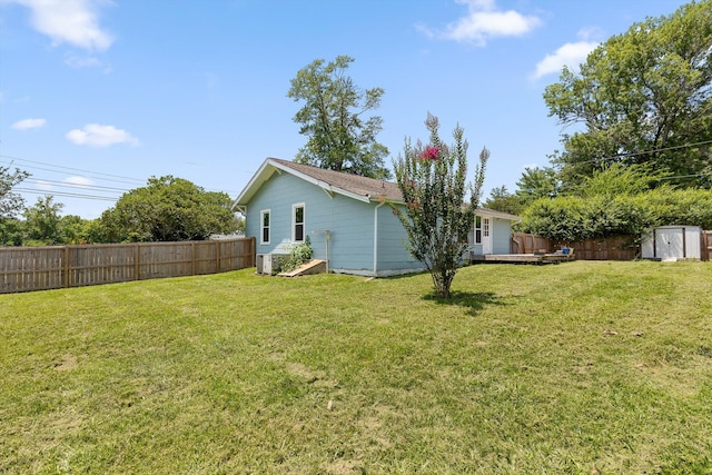 6863 Standifer Gap Rd, Chattanooga, TN 37421 - view of yard featuring a shed