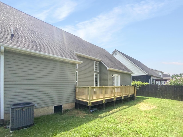 1783 Andover Pl, Chattanooga, TN 37421 - back of house with a wooden deck and a shingled roof