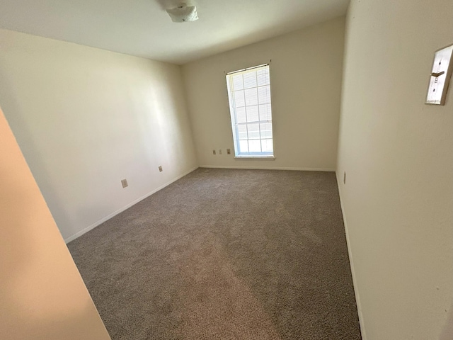 900 Mountain Creek Rd Unit C38, Chattanooga, TN 37405 - carpeted empty room featuring baseboards