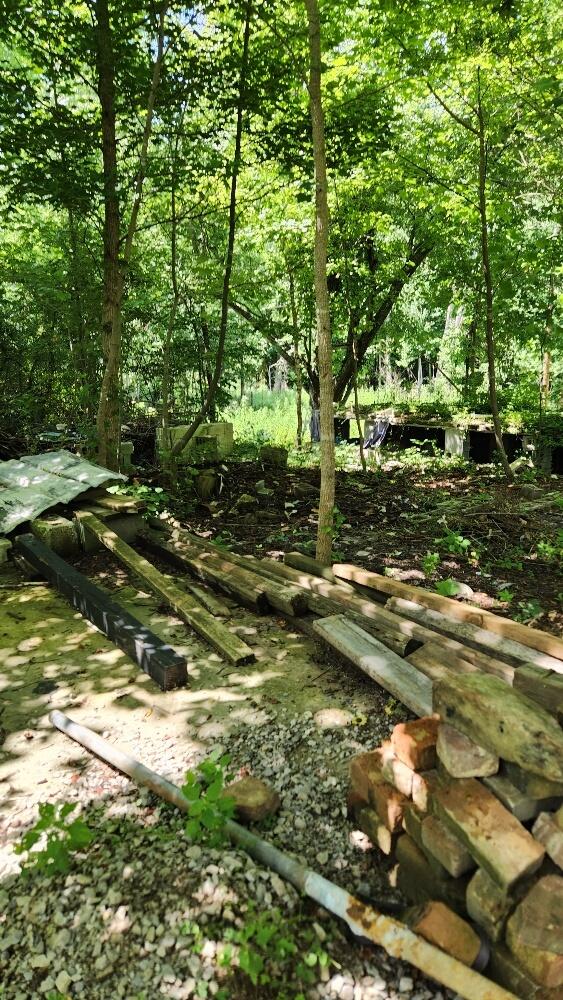 506 Chigger Town Loop, Palmer, TN 37365