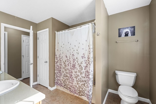 7700 Dune Ln, Hixson, TN 37343 - bathroom featuring vanity, a shower with curtain, and tile patterned flooring