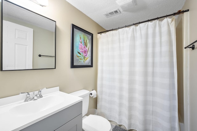 7700 Dune Ln, Hixson, TN 37343 - full bathroom featuring a textured ceiling, vanity, and a shower with shower curtain