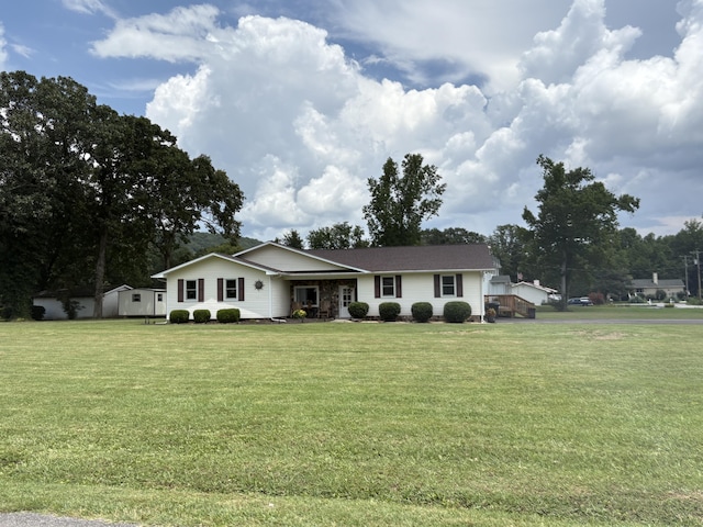 9006 Lake Carolyn Ln, Soddy Daisy, TN 37379 - photo 1