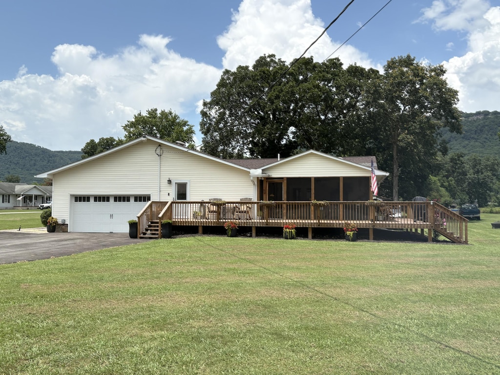9006 Lake Carolyn Ln, Soddy Daisy, TN 37379 - photo 4
