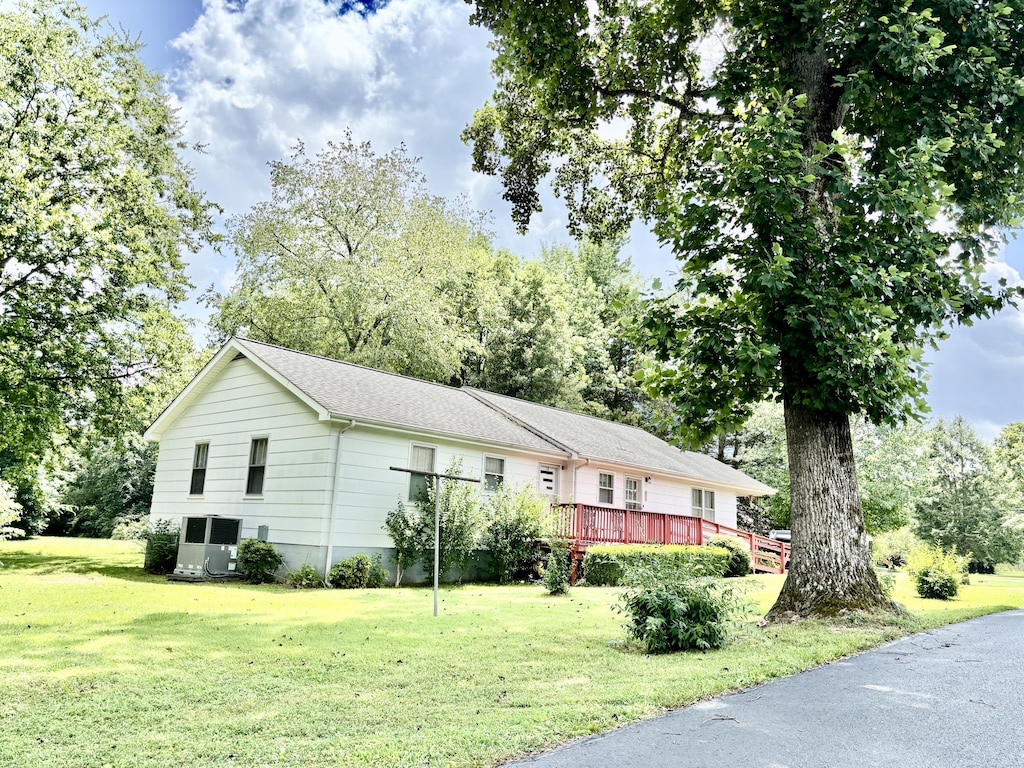 324 Dell Trl, Dunlap, TN 37327 - photo 1