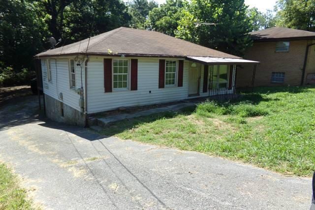 820 Caldonia St, Rossville, GA 30741 - photo 2