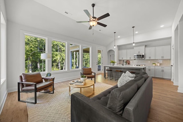 8537 Ari Ln, Chattanooga, TN 37421 - photo 3