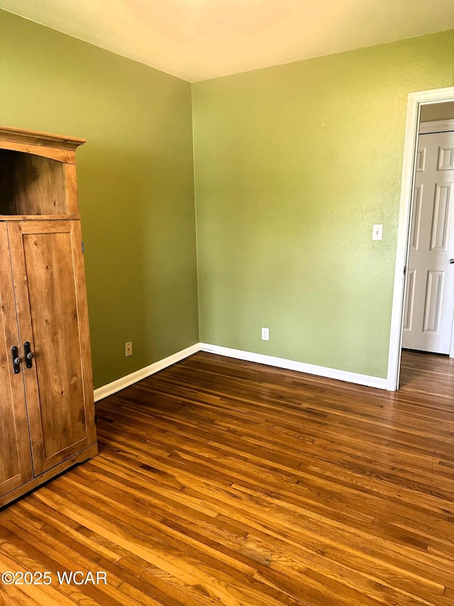 510 Rosewood Ave, Findlay, OH 45840 - empty room featuring baseboards and wood finished floors