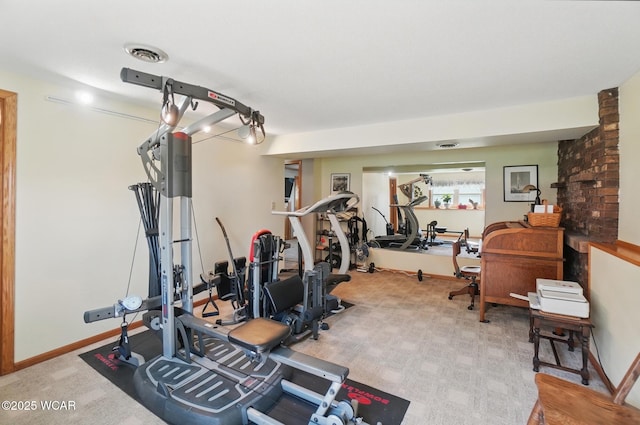 1543 Wonderlick Rd, Lima, OH 45805 - workout area featuring carpet floors, visible vents, and baseboards
