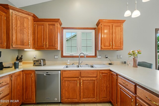 1810 Rosewood Dr, Wapakoneta, OH 45895 - photo 17
