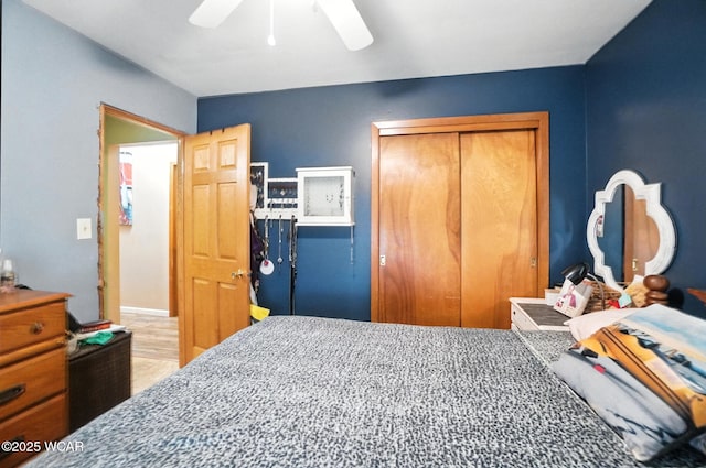 5176 Norfolk St, Lima, OH 45806 - bedroom featuring a closet and ceiling fan