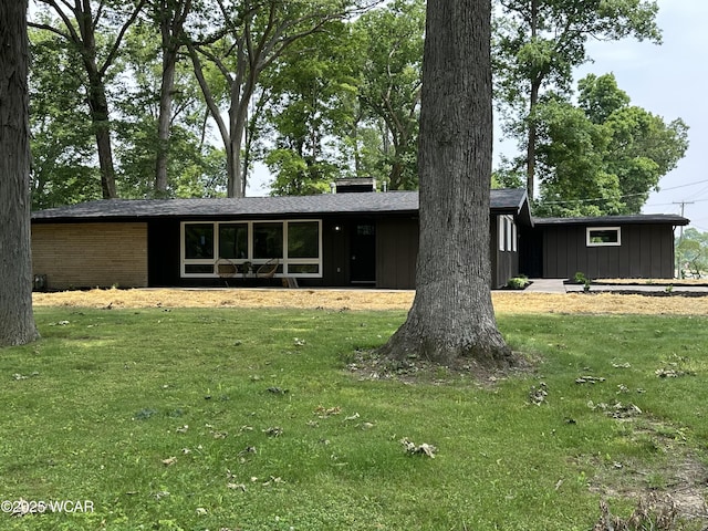 1271 Forest Dr, Lima, OH 45805