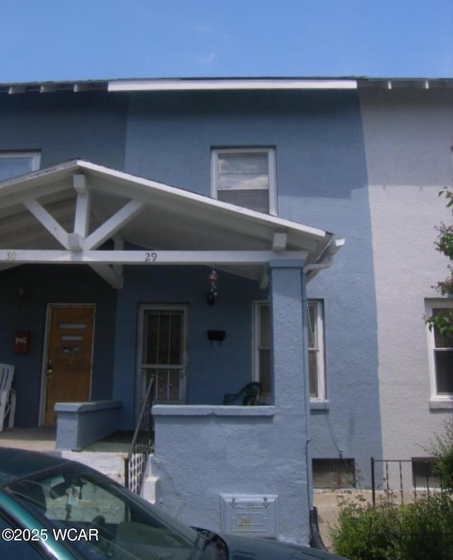 view of front of property with covered porch