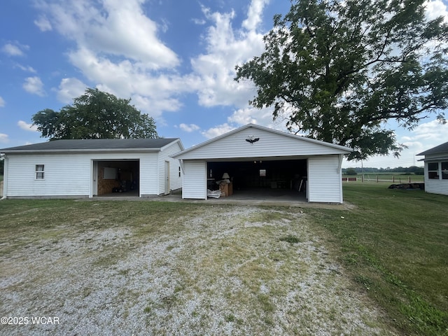 2845 Greely Chapel Rd, Lima, OH 45806 - view of detached garage