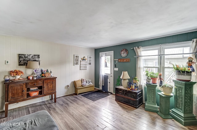 sitting room with light hardwood / wood-style flooring