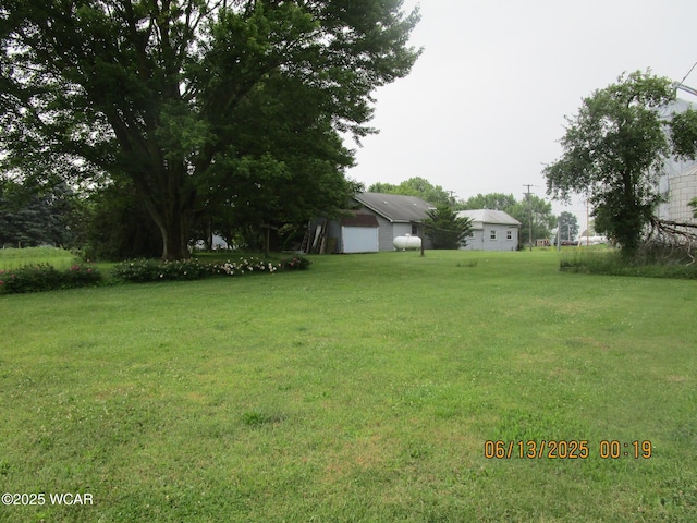 16255 Elevator Rd, Street, Forest, OH 45843 - view of grassy yard