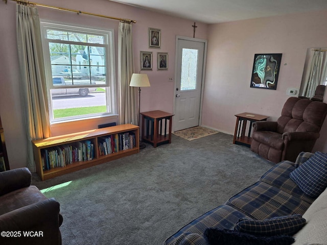 664 Cortlandt Ave, Lima, OH 45801 - view of carpeted living area