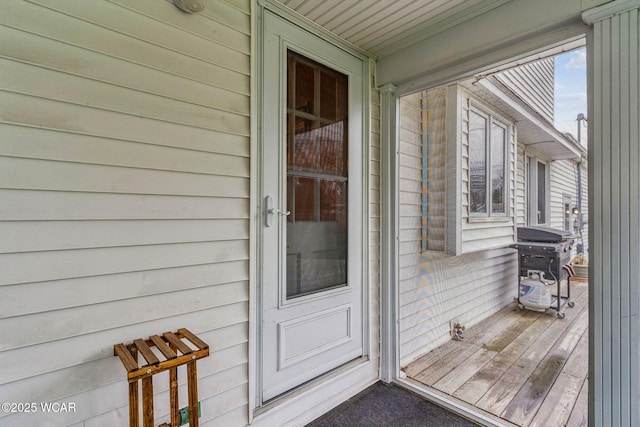 view of property entrance
