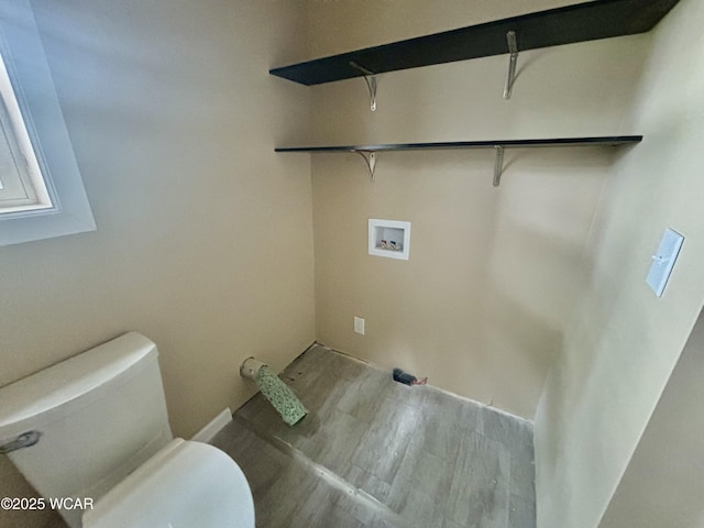 514 Fairview Ave, Lima, OH 45804 - clothes washing area featuring laundry area and hookup for a washing machine