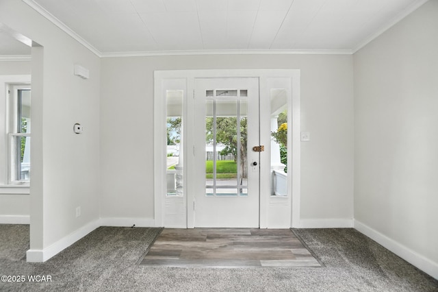 517 Marian Ave, Lima, OH 45801 - entryway featuring crown molding and carpet