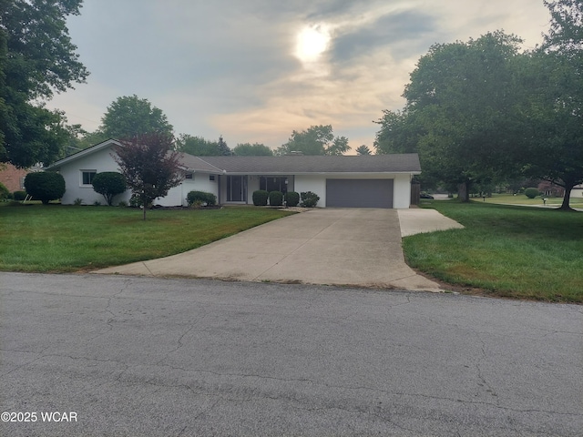2227 Seneca Dr, Lima, OH 45806 - photo 1