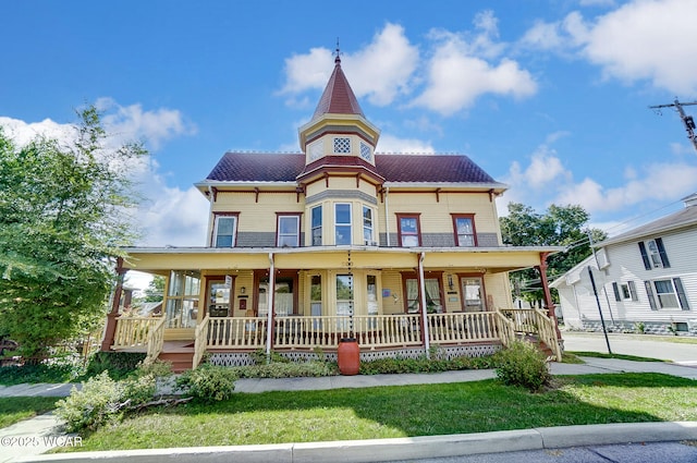 victorian home with covered porch