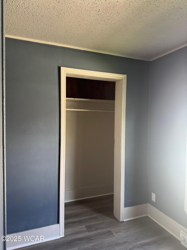 809 King St, Kenton, OH 43326 - view of closet
